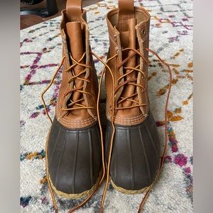 Men’s L.L. Bean Boot, 8” insulated (size 9)